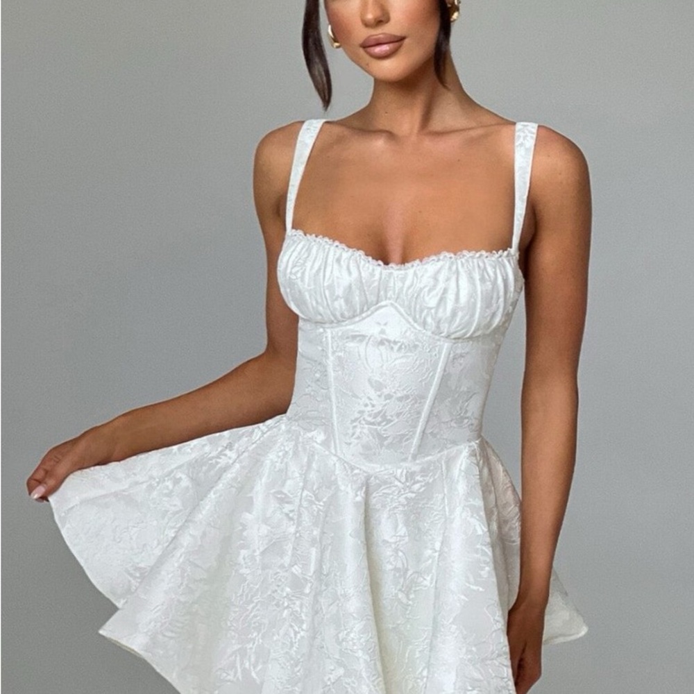 Baby Boo Women’s Emelie Floral Jacquard Mini Playsuit Ivory in Medium